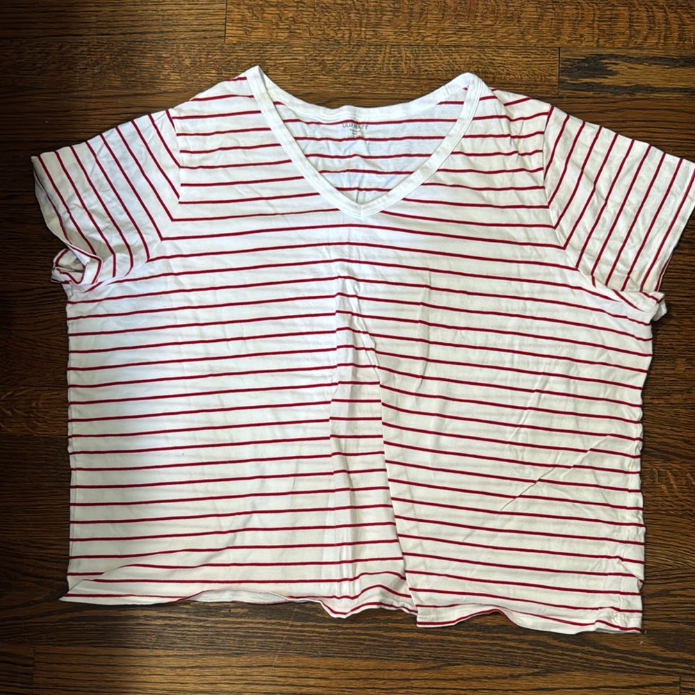 Old Navy Red and White Striped V-Neck Tee